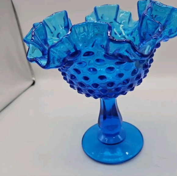 FENTON Ruffled Hobnail Footed Blue Glass Dish. Original Sticker. 6"H X 5"D - Picture 2 of 11